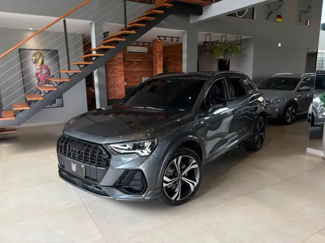 Audi Q3 Perf. Black.plus 2.0 TFSI Tip. Quat. 2025