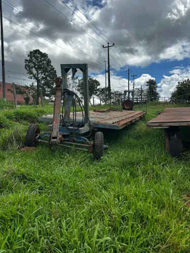 Reboque para uso interno 