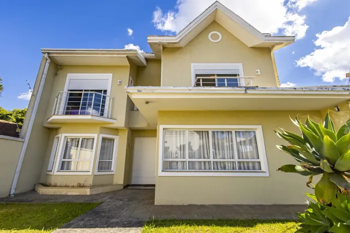 Casa para Venda em Curitiba, Mercês, 4 dormitórios, 2 suítes, 4 banheiros, 8 vagas