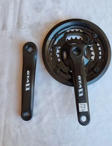 Pedivela GTA Sports triplo (24/32/42) 170mm