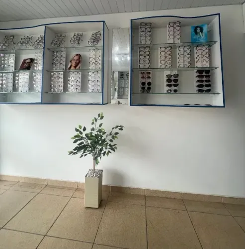 Vendo Ótica Completa