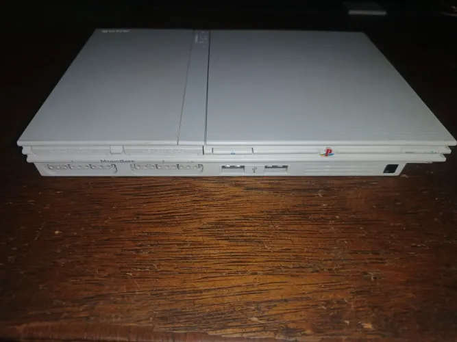 Console Ps2 Branco série 75000 com defeito 