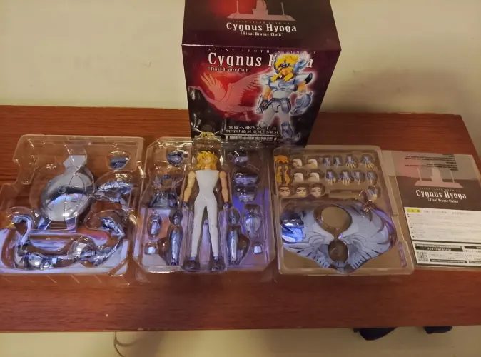 Hyoga v3 ex Bandai, já com o colan - impecável!!!