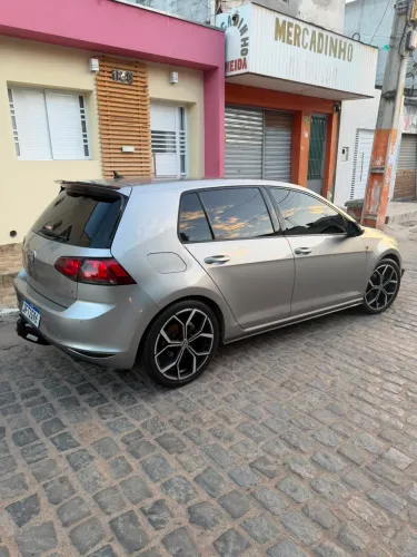Volkswagen Golf Comfortline 1.0 TSI Total Flex Mec. 2017