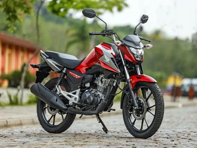 Honda CG 160 Titan 2025 160cc - Completa e Conservada.