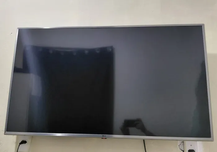 Tv LG 50 polegadas 4k muito boa pro seu dia a dia