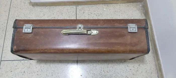 Mala antiga para colecionador e decorador, década de 60,estado original,