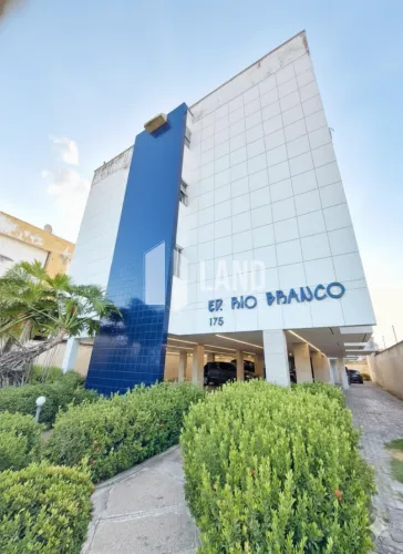 Apartamento com 3 quartos 1 suítes no bairro Cabral em Teresina