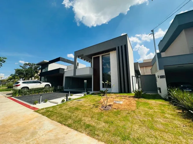 Casa Térrea 3 Quartos (3 Suítes) 158m² em Parqville Pinheiros - Aparecida de Goiânia