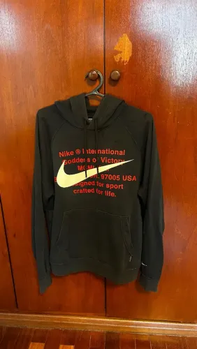 Moletom Nike Swoosh