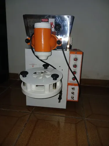 Máquina de fazer salgados