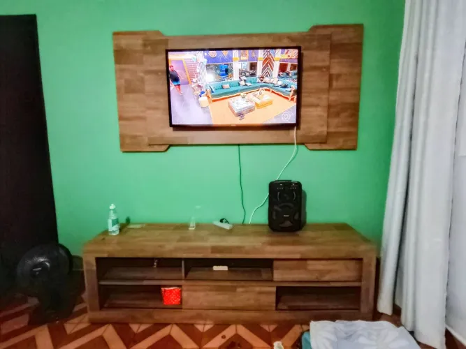 Suporte para TV e Hack 