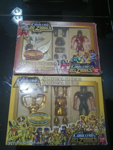 Bonecos Seiya de Pegasus ; Camus de Aquário Bandai Vintage Os Cavaleiros do Zodíaco