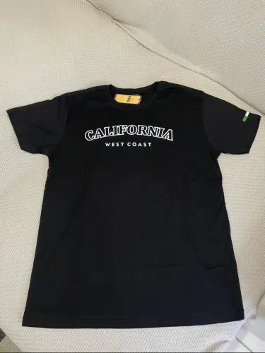 Camiseta TAM M nova