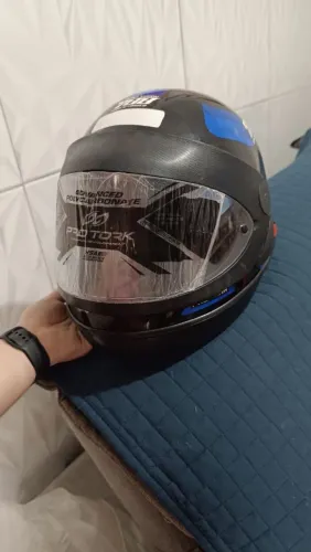 Capacete