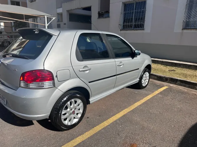 Fiat Palio ELX 1.0 Fire/30 Anos F. Flex 8V 4P 2011