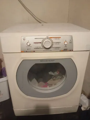 Secadora de roupas Brastemp