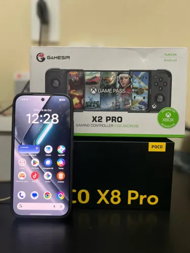 Poço x8 pro + controle gamesir