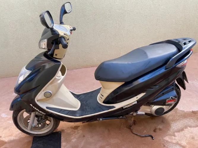 Kasinski prima 150cc scooter 