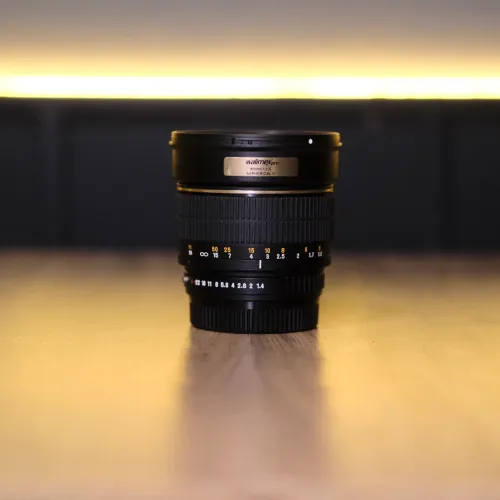 Lente Walimex Pro ( Rokinon ) 85 mm f1.4 cine manual