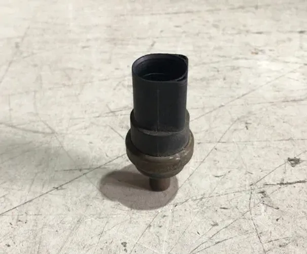 Sensor De Temperatura Audi A3 Golf 1998 - 2005 / 078919501