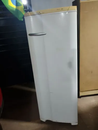 Geladeira Consul gelando muito entrego