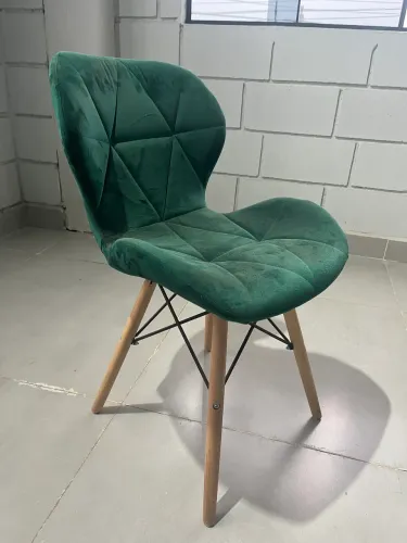 4 cadeiras sala de jantar veludo verde pé madeira 