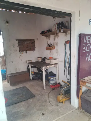 Vendo Ponto comercial com uma borracharia pronta pra trabalhar 25 mil. Troco por moto.