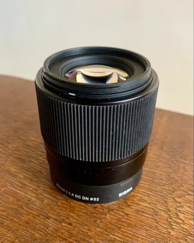 Lente Sigma 30mm 1.4 Sony Semi Nova Impecável 