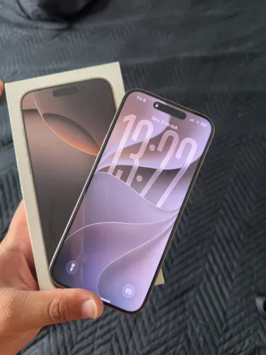 iPhone 16 Pro Max