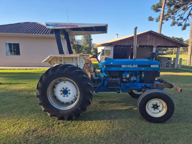 Trator Ford 4630