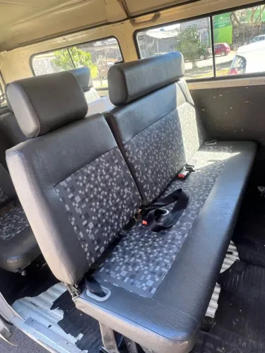 Kombi bancos 9 lugares