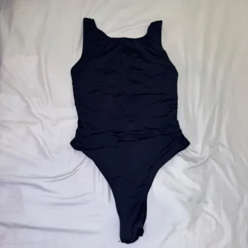 Maiô/ body preto costas trançadas