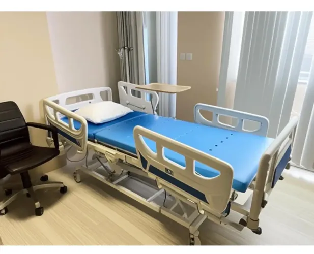 Cama Hospitalar Elétrica ( 8 movimentos de elevação )