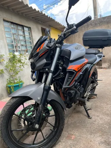 Fazer 250 (FZ 25)