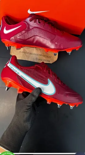 CHUTEIRA NIKE TRAVA MISTA n45