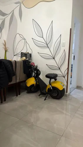 Scooter elétrica TUI - muito nova