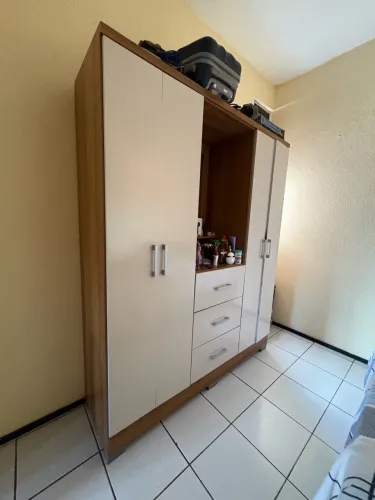 Guarda roupa