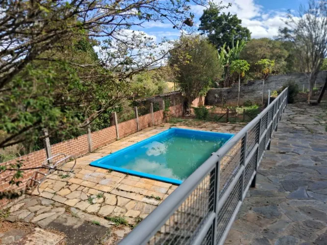 Vendo Sítio em Pedro Leopoldo