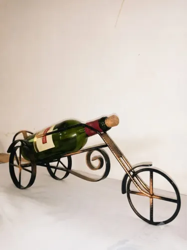 Suporte para Vinho Artesanal (Modelo Moto/Bicicleta) - Decorativo e Elegante