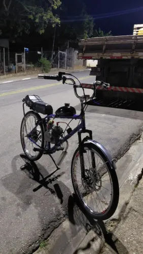 Bicicleta motorizada zerada 