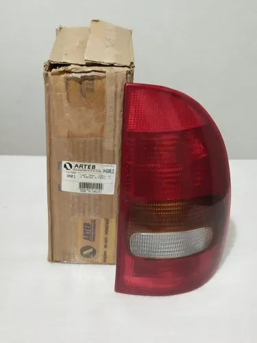 Lanterna traseira direita Corsa Pick Up Picape 95 96 97 98 99 Arteb