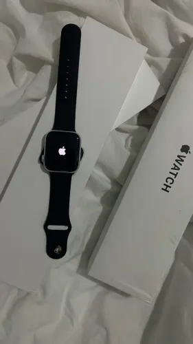 Relógio Apple Watch Series SE 3 GPS 40mm 44mm Alumínio Esportiva com Garantia Apple com No