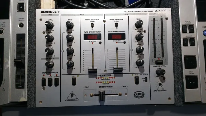 Mixer Behring DJX 400