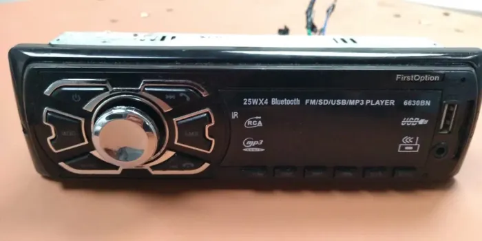 Vende-se Radio de carro First Option