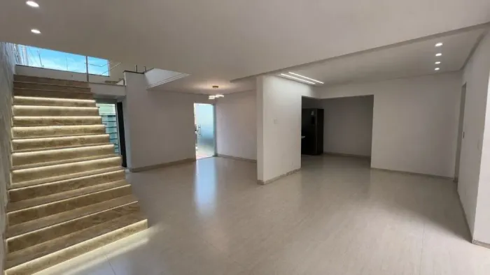 Sobrado com 3 dormitórios à venda, 256 m² por R$ 1.125.000,00 - Setor Jaó - Goiânia/GO
