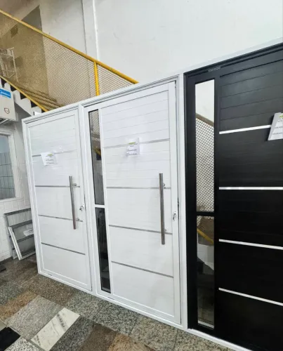 LANÇAMENTO!!! PORTA PIVOTANTE DE ALUMÍNIO A PARTIR DE R$2.090
