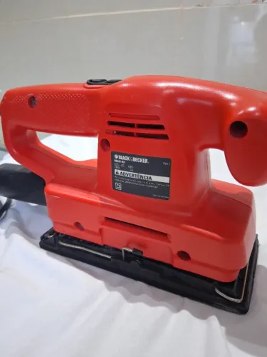 Lixadeira Black & Decker