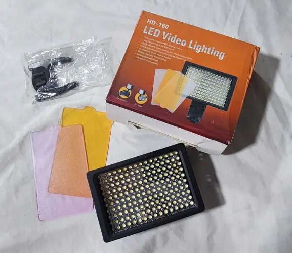 Iluminador LED Techno Gadget 160 LED DSLR Vídeo Foto Filmagem