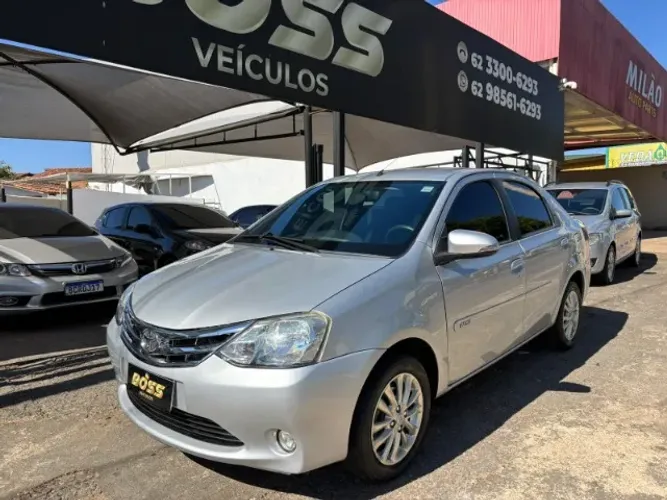 Toyota Etios XLS Sedan 1.5 Flex 16V 4P Mec. 2015